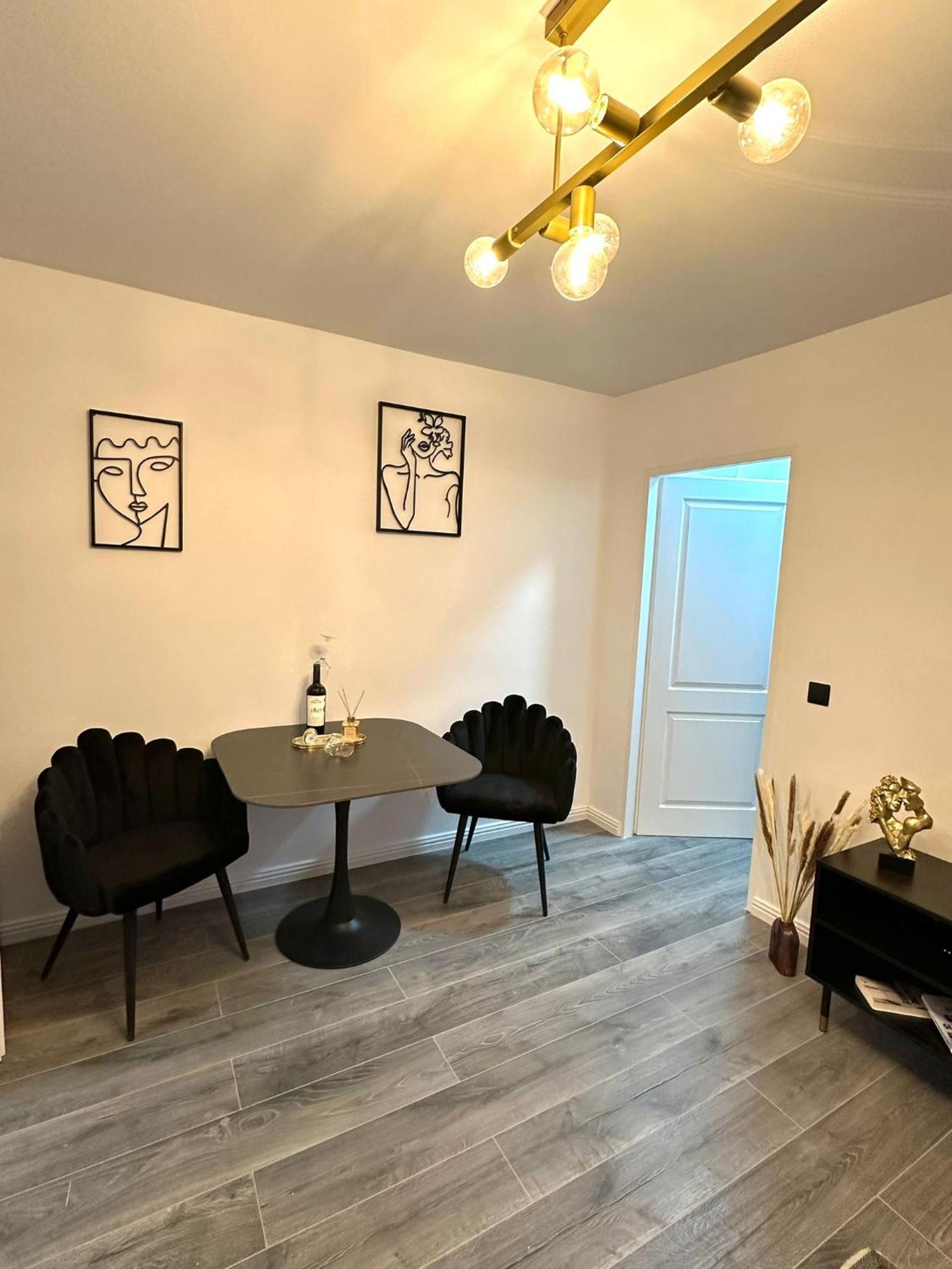 Evelyn Apartment Бистрица Экстерьер фото